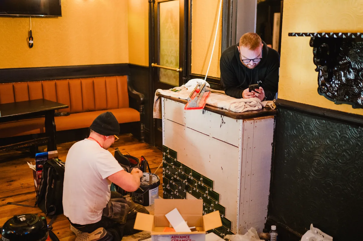Interior tiling and bar servery restoration at The Anchor Digbeth